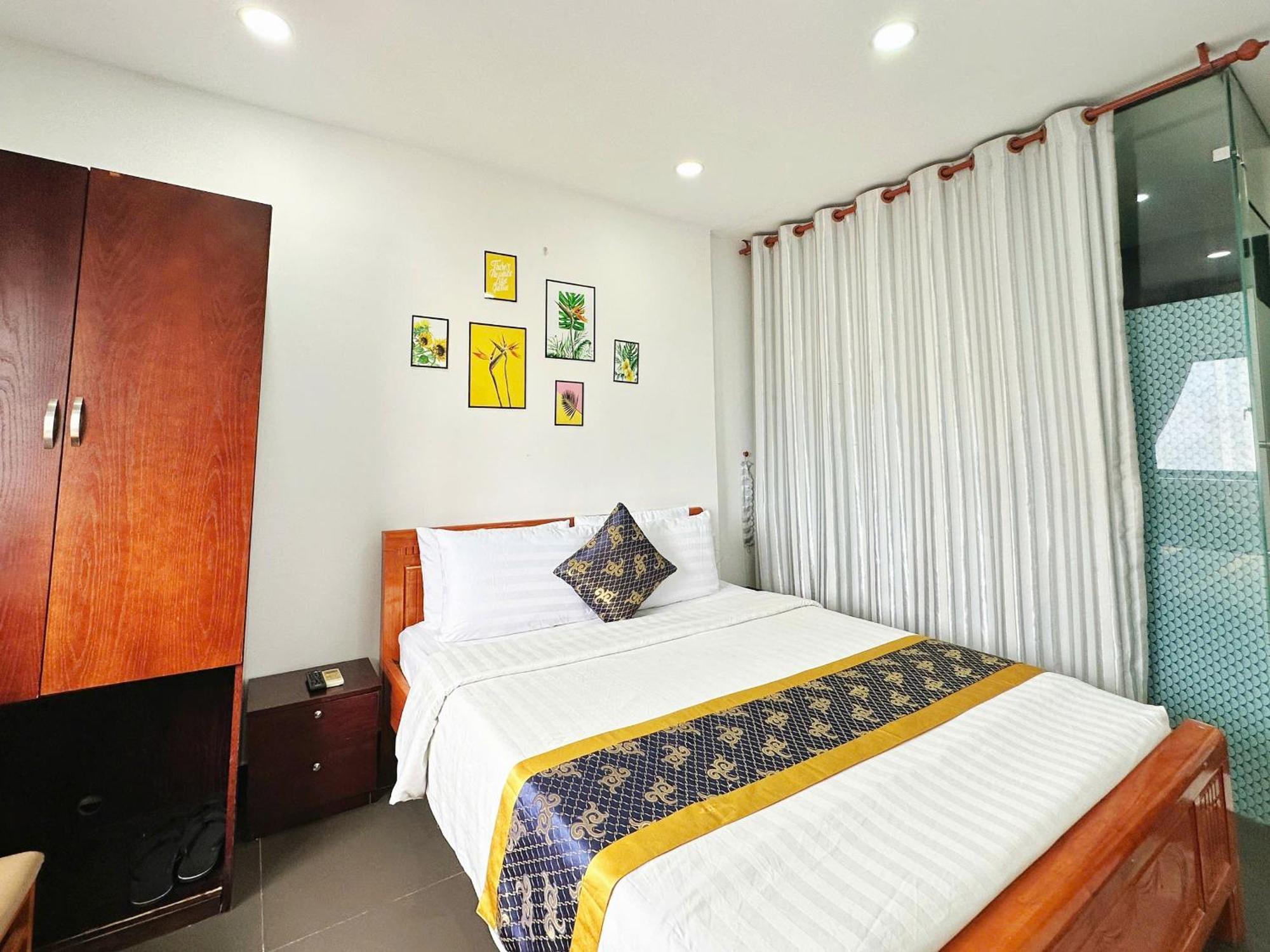 K&T Hotel - San Bay Tan Son Nhat Ho Chi Minh City Exterior photo